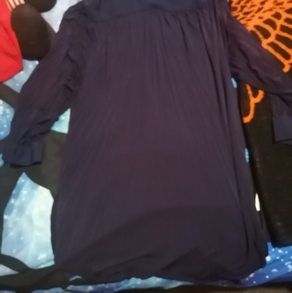 Quarter Sleeve Blouse - Picture 2 of 2